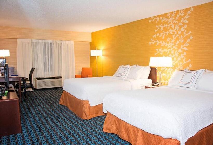 ホテル Fairfield Inn & Suites Butler