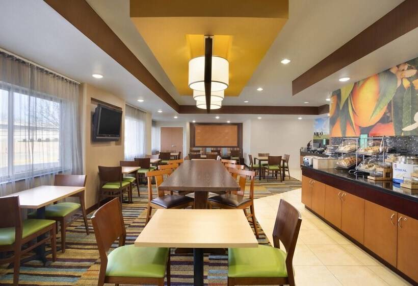 هتل Fairfield Inn & Suites Fort Worth University Drive