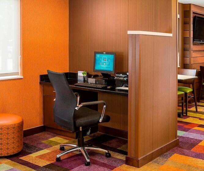 هتل Fairfield Inn & Suites Grand Rapids