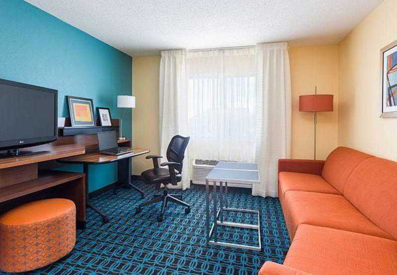 هتل Fairfield Inn & Suites Grand Rapids