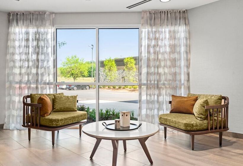 هتل Fairfield Inn & Suites By Marriott Hickory