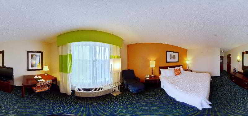 בית מלון כפרי Fairfield Inn And Suites By Marriott Potomac Mills Woodbridge