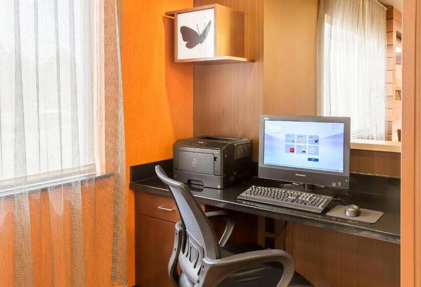 هتل Fairfield Inn & Suites Sioux Falls