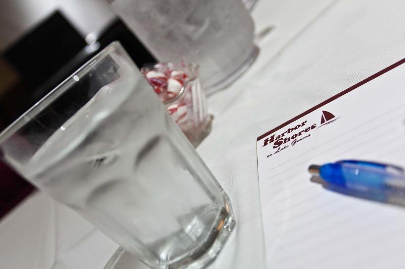 בית מלון כפרי Harbor Shores On Lake Geneva