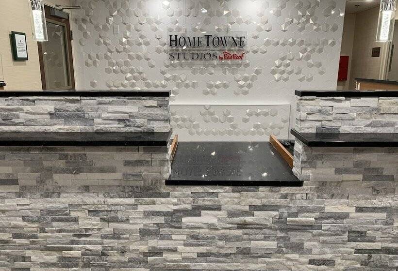 فندق Hometowne Studios By Red Roof East Lansing Okemos