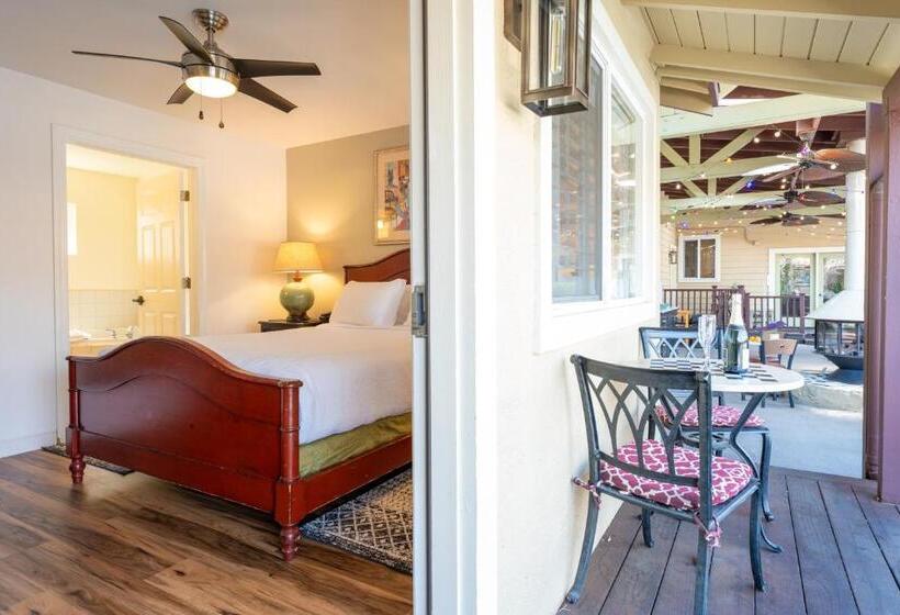 호텔 The Inn On Pine