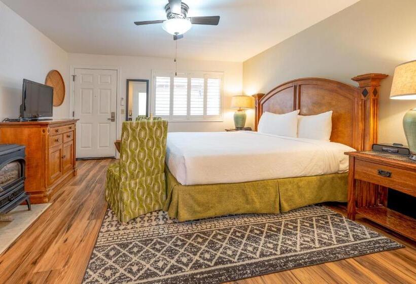 호텔 The Inn On Pine