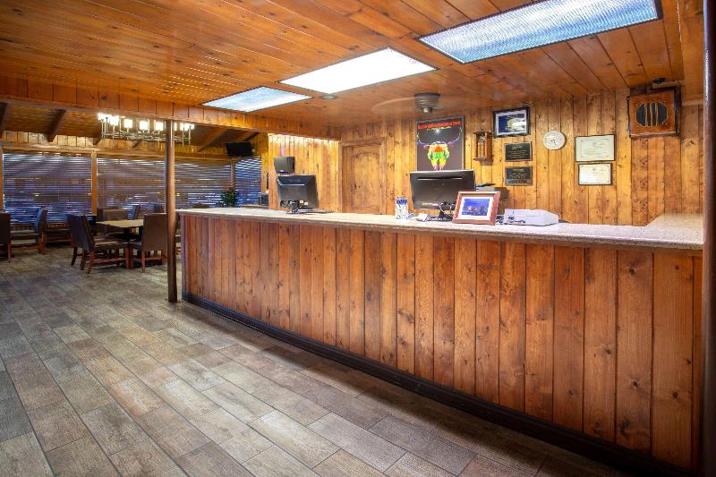 منتجع Travelodge By Wyndham Hawthorne