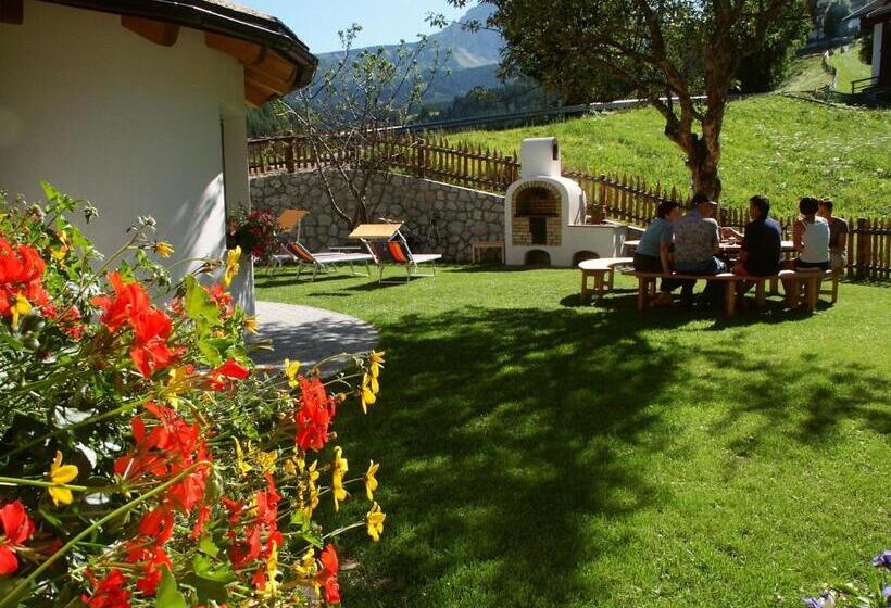 בית מלון כפרי Agriturismo Corjel