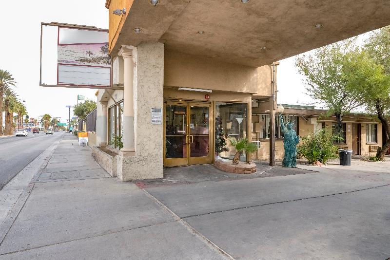 مُتل Las Vegas Oasis