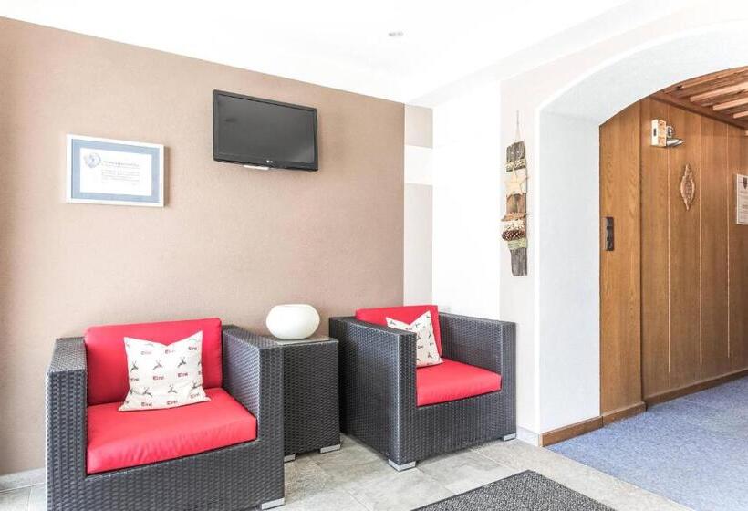 پانسیون Landhaus Fiegl