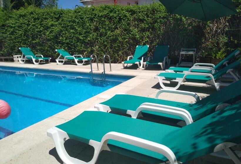 Pensión Residencial Playa Lisa