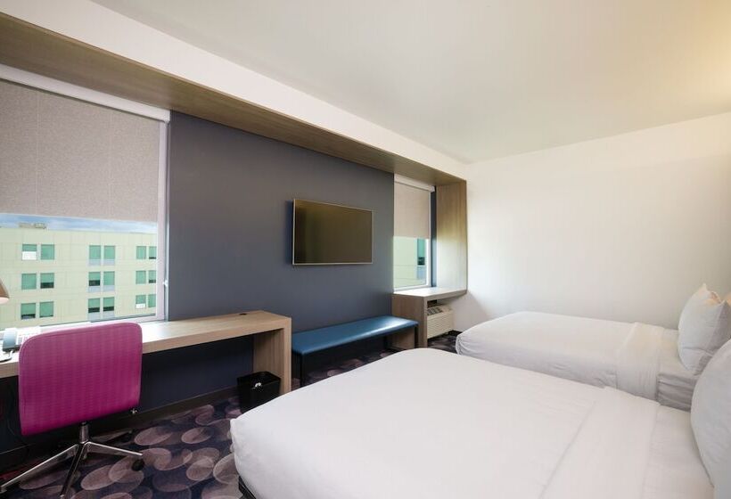هتل Aloft Austin Airport