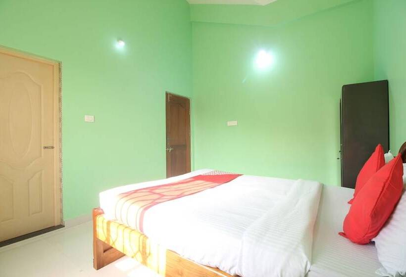 호텔 Chrisander's Resort By Oyo Rooms