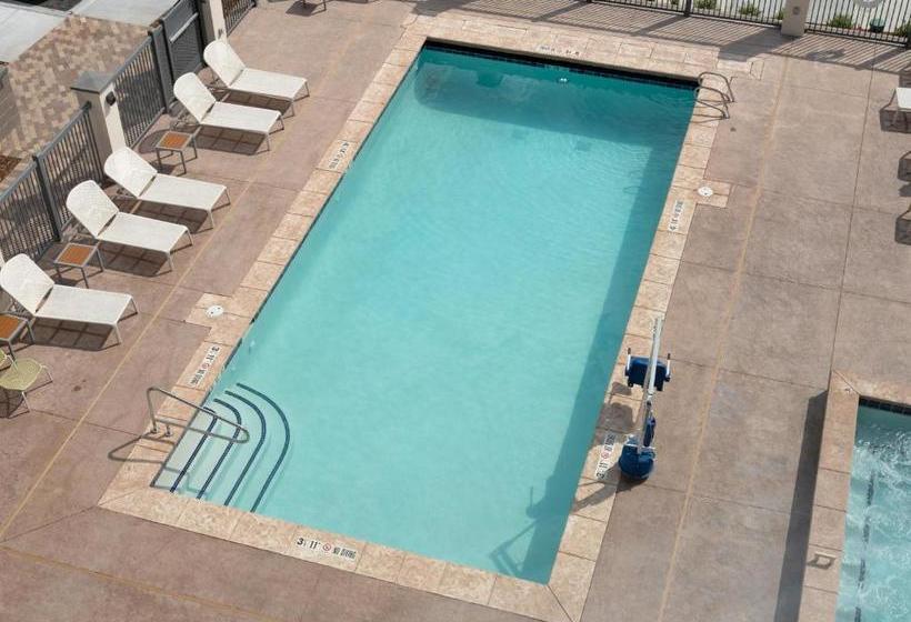 فندق Element Boulder Superior