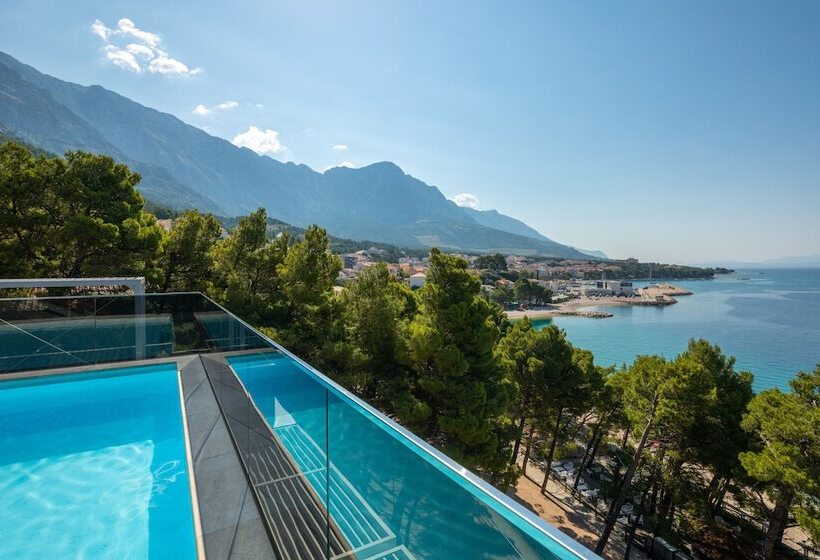 Noemia Apartments