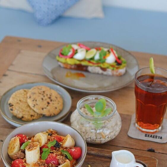 Seaesta Komodo Hostel &