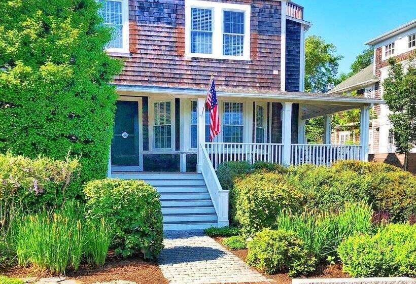 Bed and Breakfast Crocker Inn