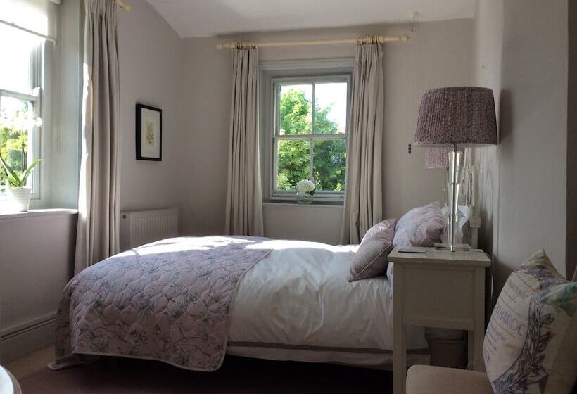 צימר Delamore House