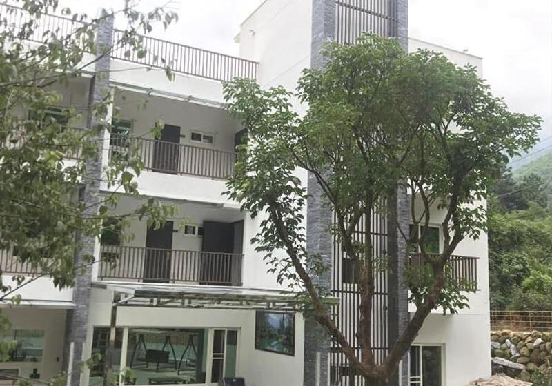 تختخواب و صبحانه Xitou Bi Xue Shan Lin Homestay