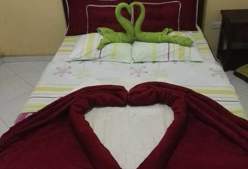 هتل Colonial El Bosque