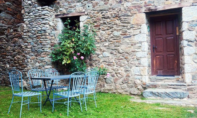 بنسيون Cal Pastor