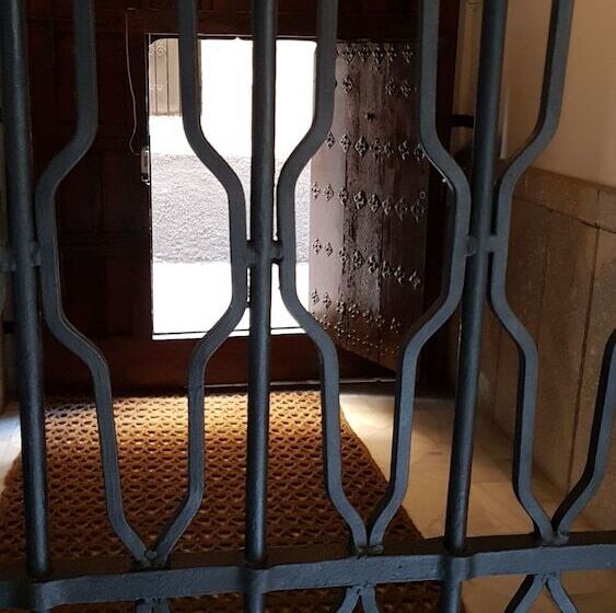 پانسیون Casa De La Escultora