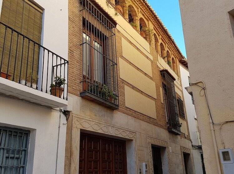 پانسیون Casa De La Escultora