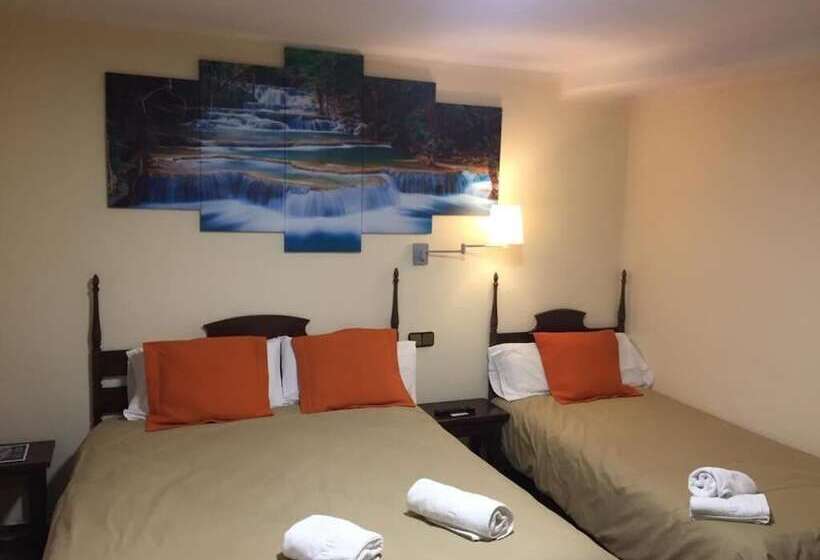 פנסיון Hostal Di Verena