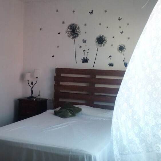 بنسيون Casa Rural Los Amigos