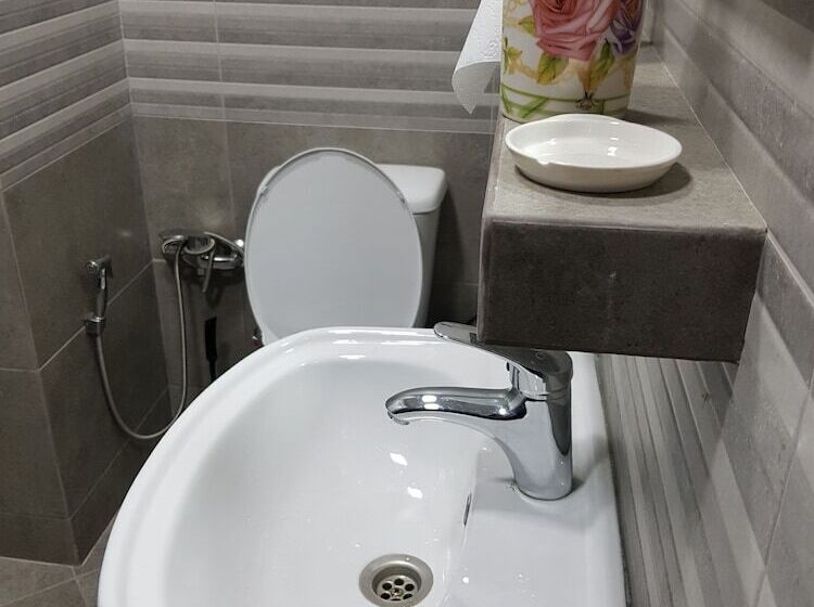 پانسیون Meridian