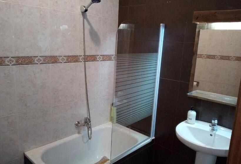 بنسيون Molino Romano