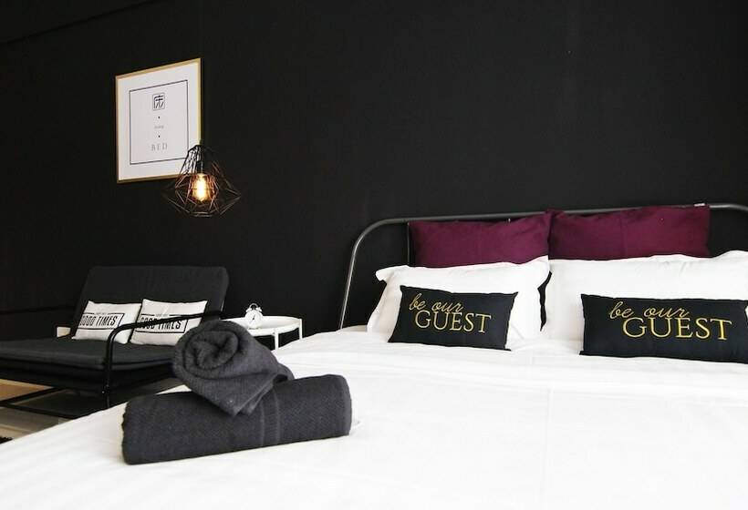 بنسيون Aeropod Sovo By Tweetbox