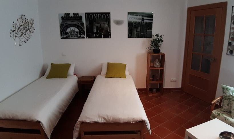 پانسیون Biznaga Hols