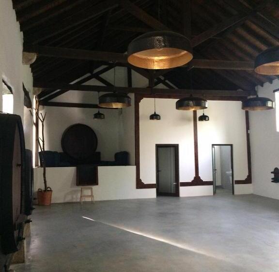 ペンション Quinta Ribeira Do Labrador   Lisbon West Wine Route