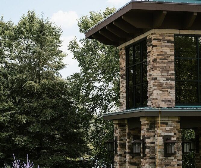 Grand Geneva Resort And Spa