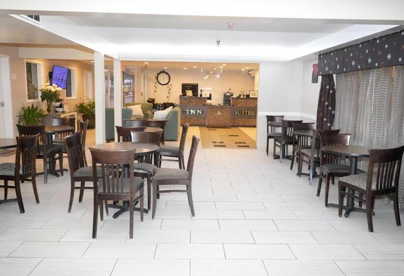 호텔 Copley Inn & Suites, Copley   Akron