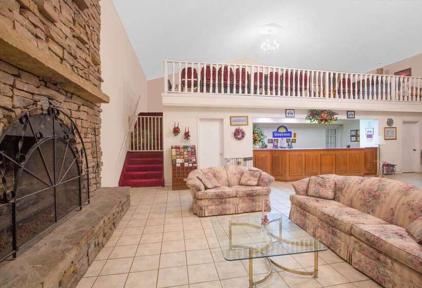 ホテル Days Inn By Wyndham Hardy