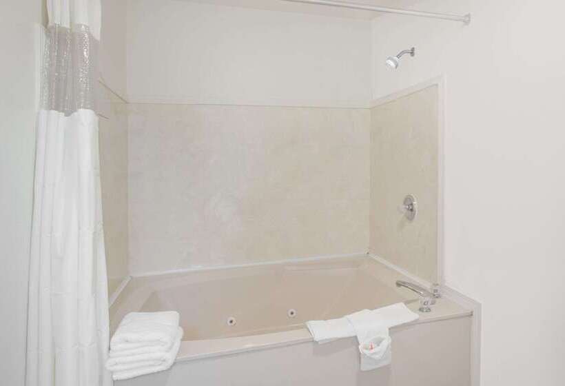 ホテル Days Inn By Wyndham Hardy