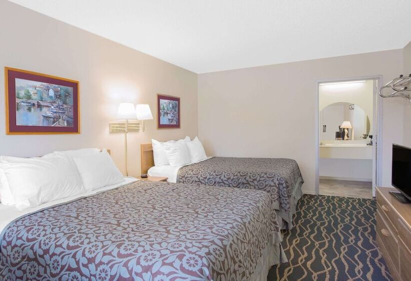 ホテル Days Inn By Wyndham Hardy