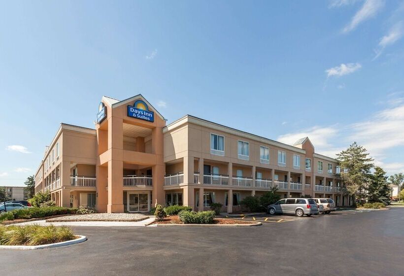 בית מלון כפרי Days Inn & Suites By Wyndham Warren