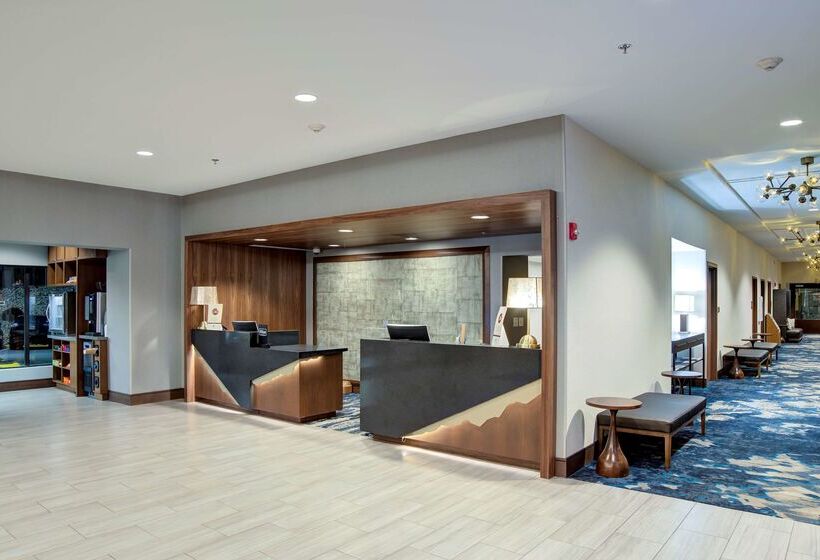 בית מלון כפרי Doubletree By Hilton Harrisonburg