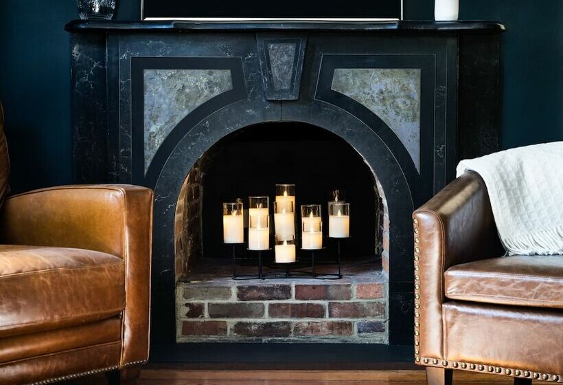 هتل Flag House Inn