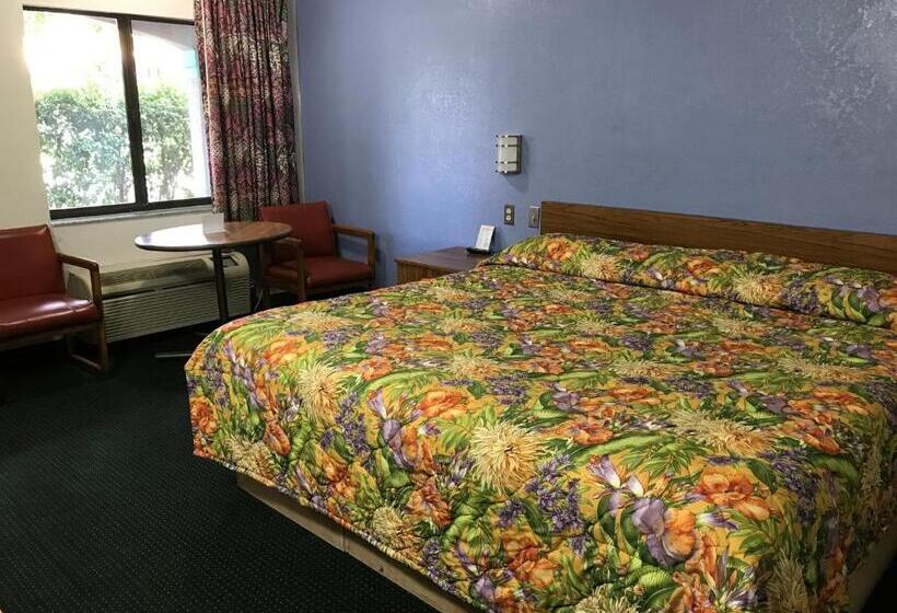 هتل Flamingo Inn