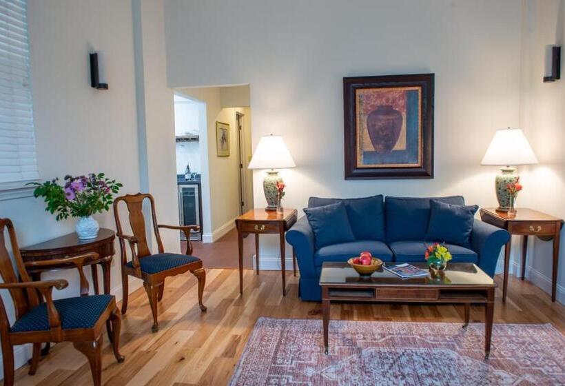 فندق Geneva On The Lake Boutique Resort