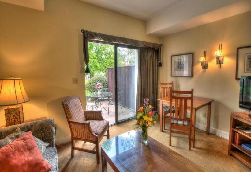 فندق Geneva On The Lake Boutique Resort