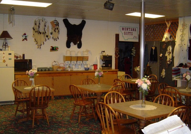 Отель Glacier Gateway Inn