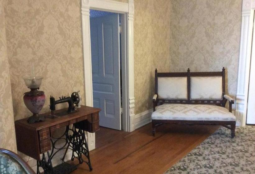 酒店 Grand Avenue Bed And Breakfast