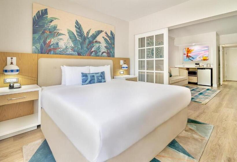 هتل Radisson Resort Miami Beach