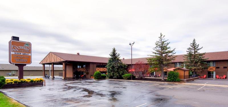 هتل The Foothills Inn